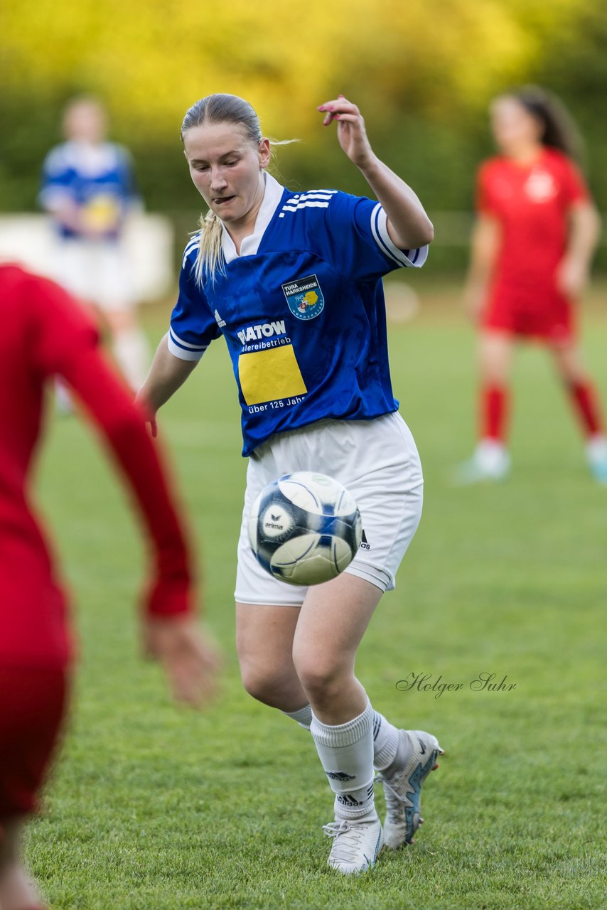 Bild 112 - Loewinnen Cup